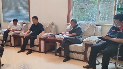 縣人大、法院領(lǐng)導(dǎo)到華豫萬通調(diào)研指導(dǎo)工作